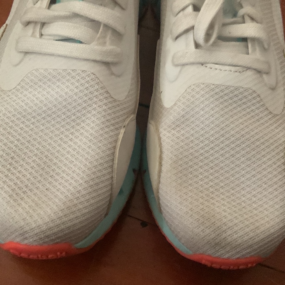 Reebok Sneakers - Picture 5 of 7